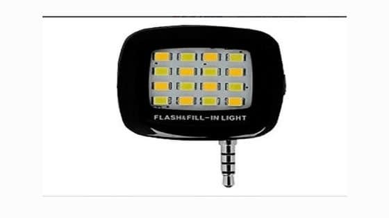Selfie flashlight